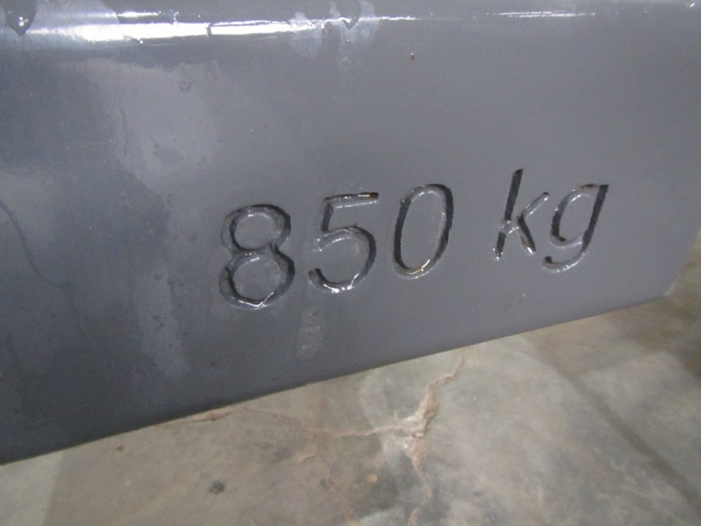 Claas 800/900 series forager rear weight - 850kg