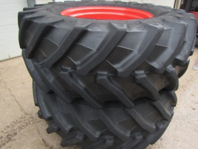 2x 650/65/38 + 540/65/28 Trelleborg tyres fitted to Fendt rims