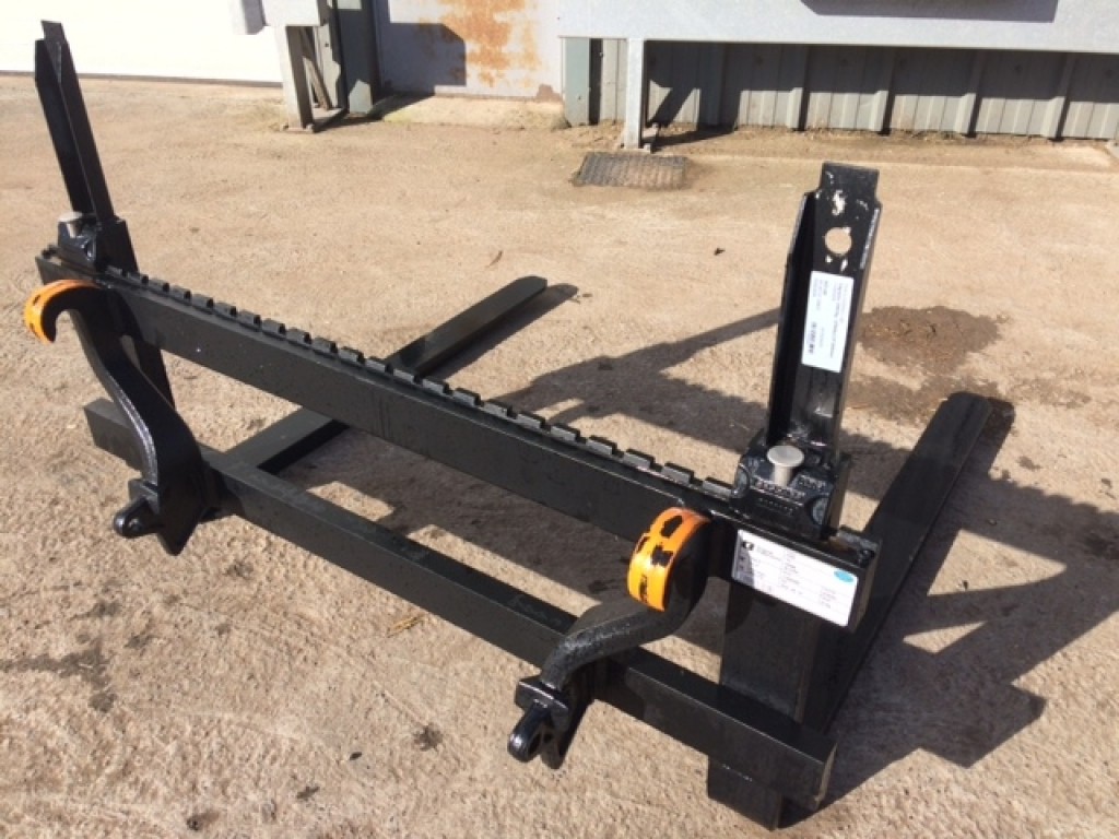 Quicke 2.5 ton pallet tines, Euro brackets
