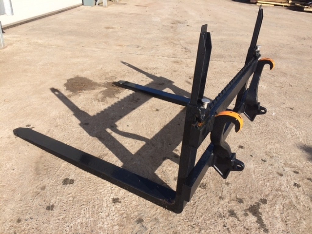 Quicke 2.5 ton pallet tines, Euro brackets