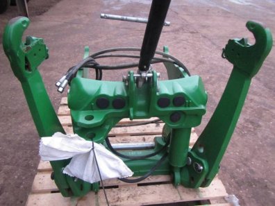 Zuidberg linkage, to fit 4 cylinder R/M series John Deere tractors, 4 ton lift, as new
