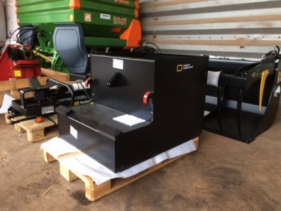 new Quicke Alo large rear counter weight, 1500kg Max capacity