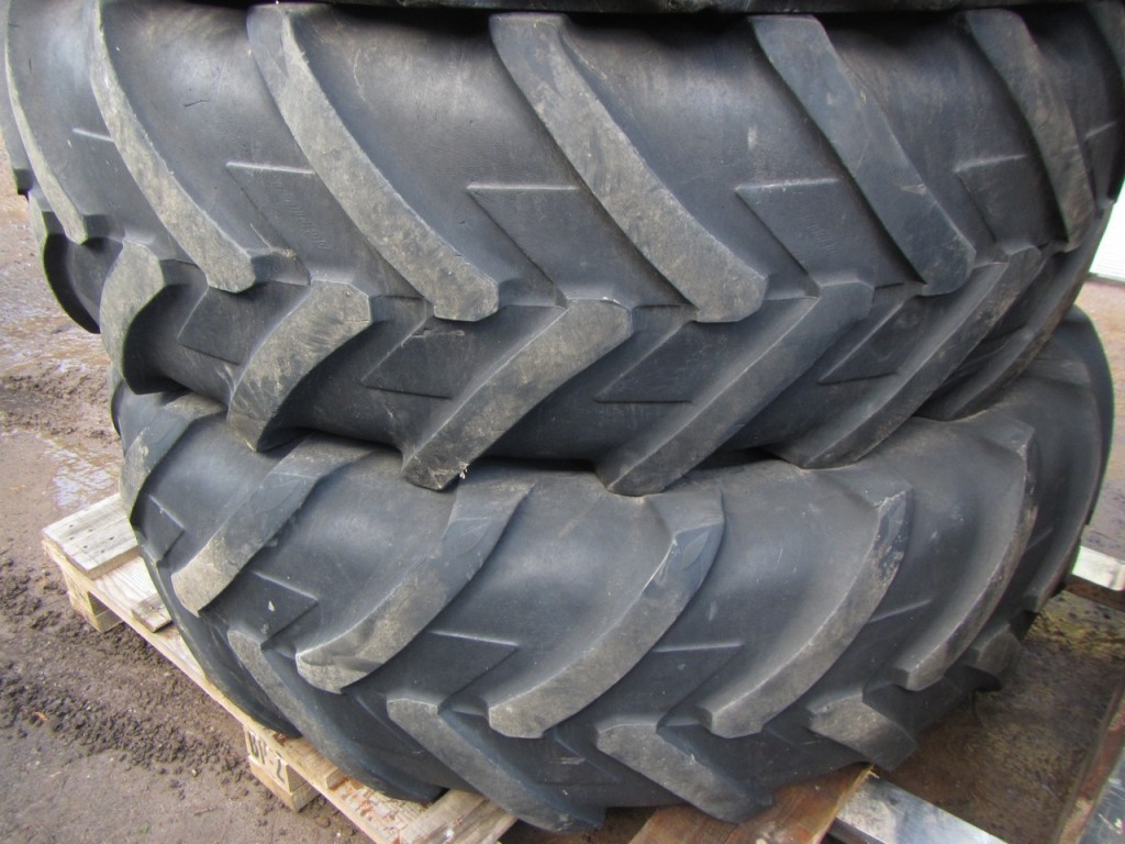 2x 20.8/38 Michelin tyres 25%