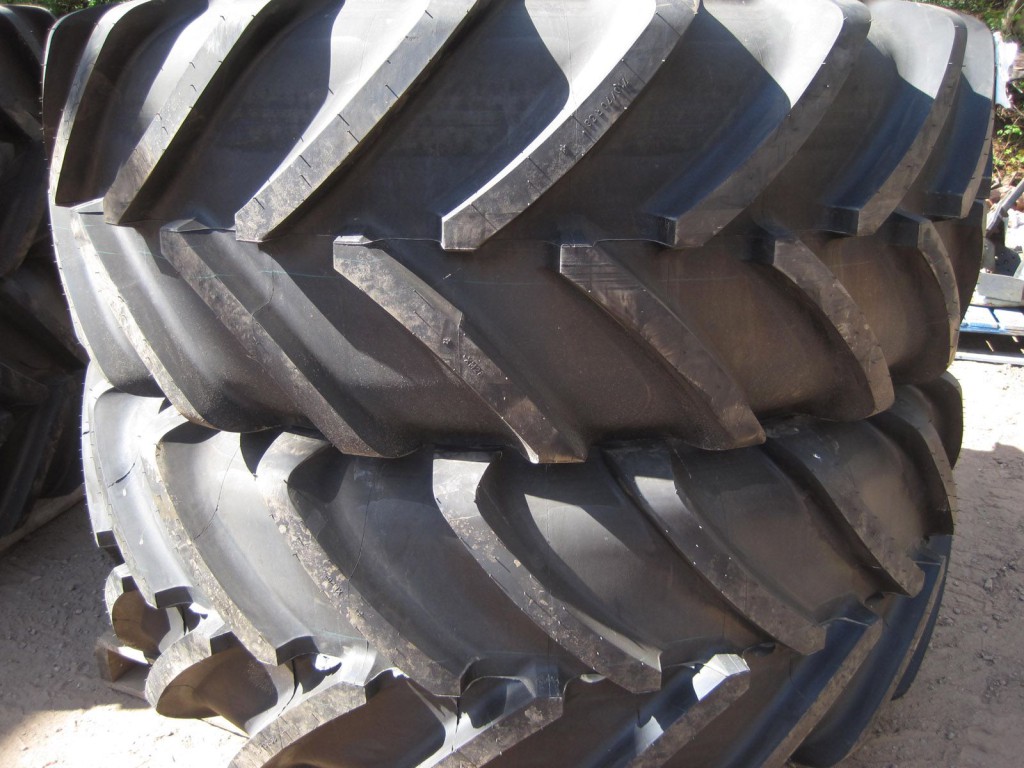 2 x 710/70/38 new Michelin tyres