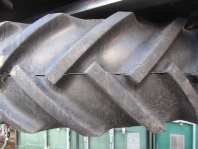 1x 14.9/28 Goodyear Sure Grip 80% tyre fitted to rim