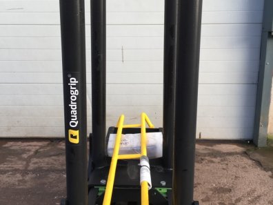 Quicke 200 Quadrogrip, Euro brackets