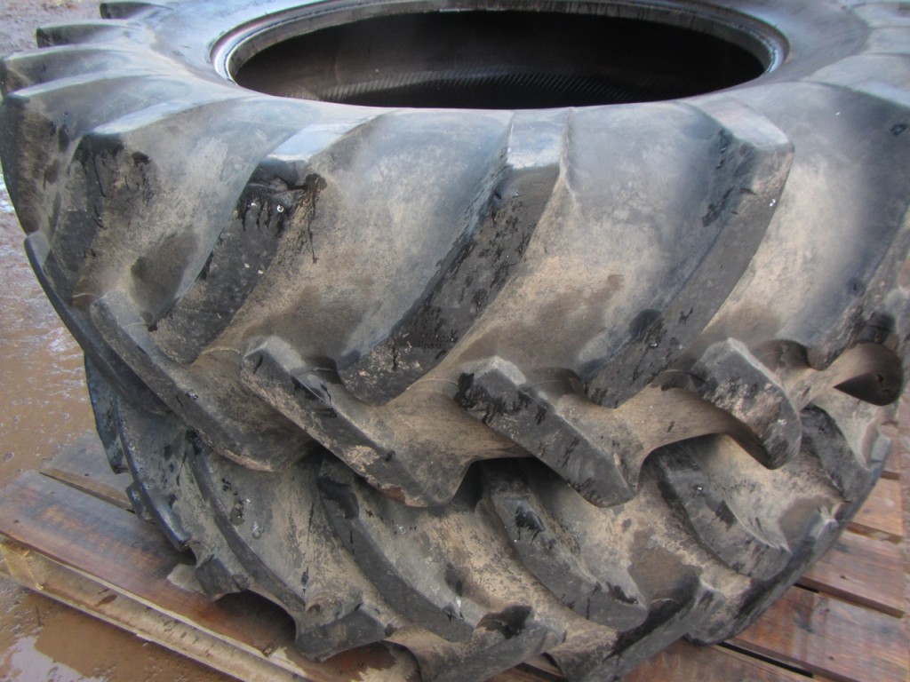 2x 18.4/38 Goodyear tyres 50%