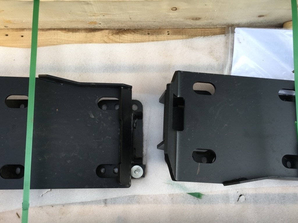 new Quicke Alo bolt on skid steer brackets, to suit silo grab/silo cut