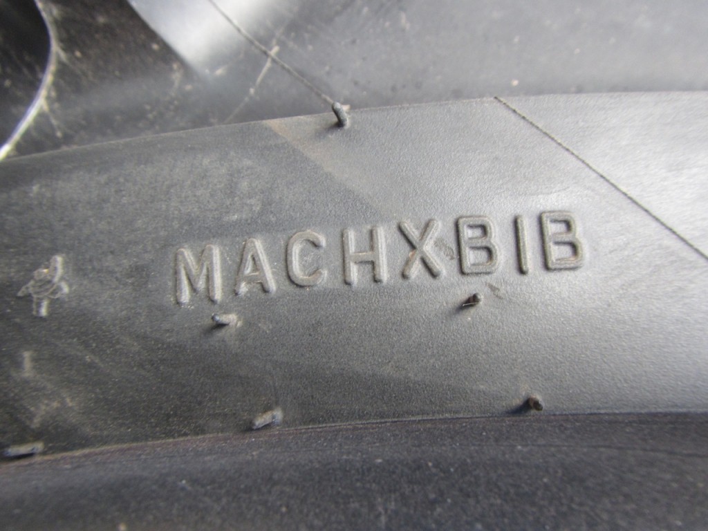 1x 710/70/38 Michelin MachXbib tyre