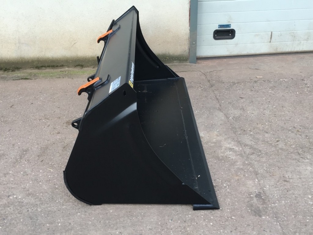 new Quicke 180L bucket, Euro brackets