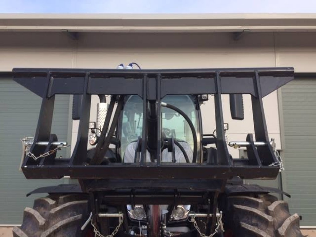 new Swedeloader linkage mounted loader, Euro carriage, self levelling, third service