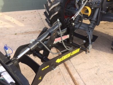 new Swedeloader linkage mounted loader, Euro carriage, self levelling, third service