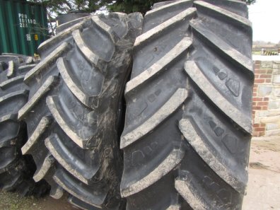 2x 650/65/42 + 2x 540/65/30 new Infinity tyres