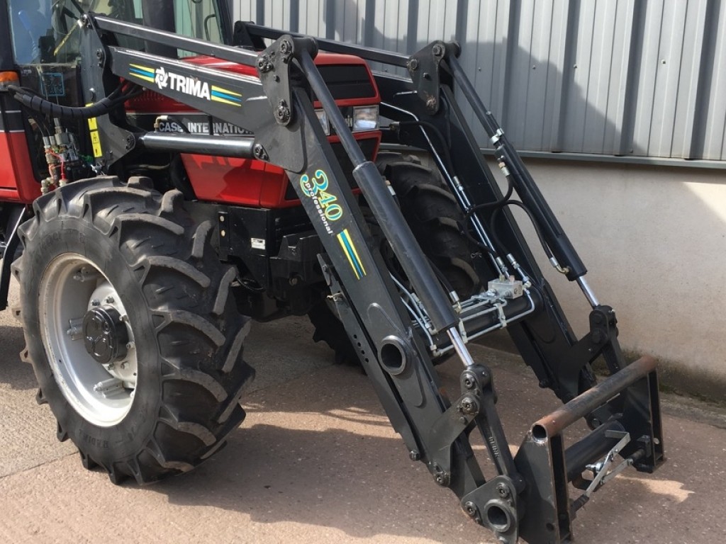 Trima 340 professional loader, Trima carriage, joystick control, complete with brackets and valve to fit 895XL 4WD tractor