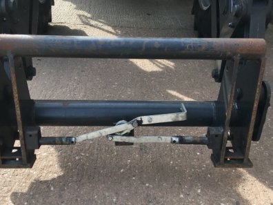 Trima 340 professional loader, Trima carriage, joystick control, complete with brackets and valve to fit 895XL 4WD tractor