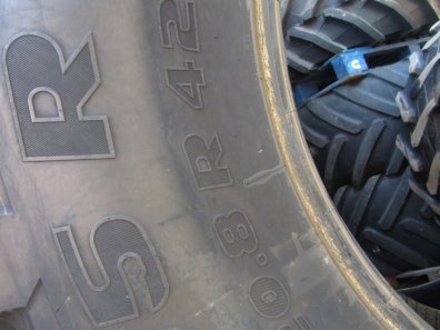 2x 20.8/42 60% + 16.9/30 30% Trelleborg tyres