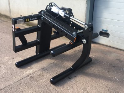 Quicke Alo Topgrip over the top bale handler, Euro brackets