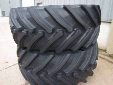 2x 710/60/42 + 2x 600/60/30 Trelleborg tyres 99%, fitted to New Holland wheels