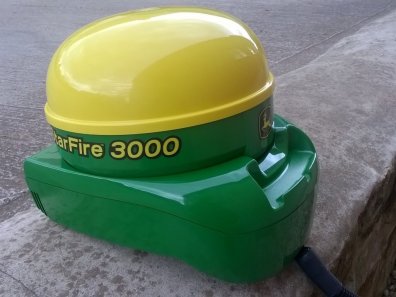 used John Deere Starfire GPS receiver