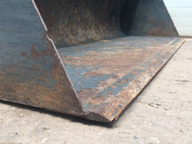 MX BRU225, 7ft wide general purpose bucket, Euro brackets