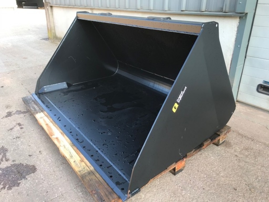 new Quicke 20.23HDX bucket, Euro brackets, 2.3 meters wide, compatible with bolt on cutting edge, this bucket will hold approx 1450kg of wheat
