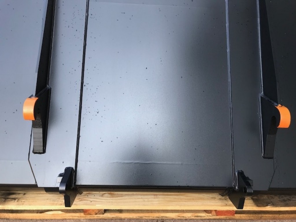 new Quicke 20.23HDX bucket, Euro brackets, 2.3 meters wide, compatible with bolt on cutting edge, this bucket will hold approx 1450kg of wheat