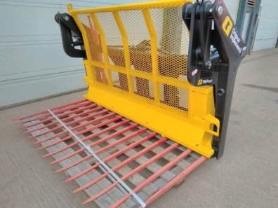 Quicke 245 Silopush, new, 3 point linkage frame, forged tines, 2.45m working width