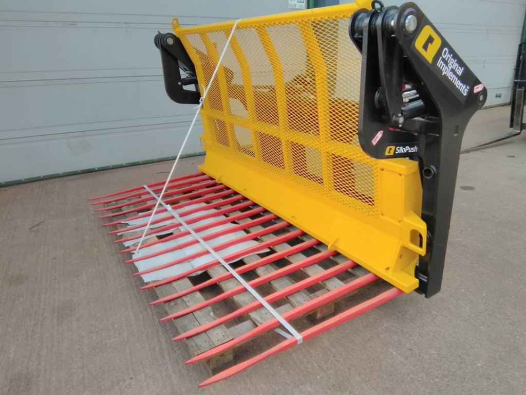 Quicke 275 Silopush, new, 3 point linkage frame, forged tines, 2.75m working width