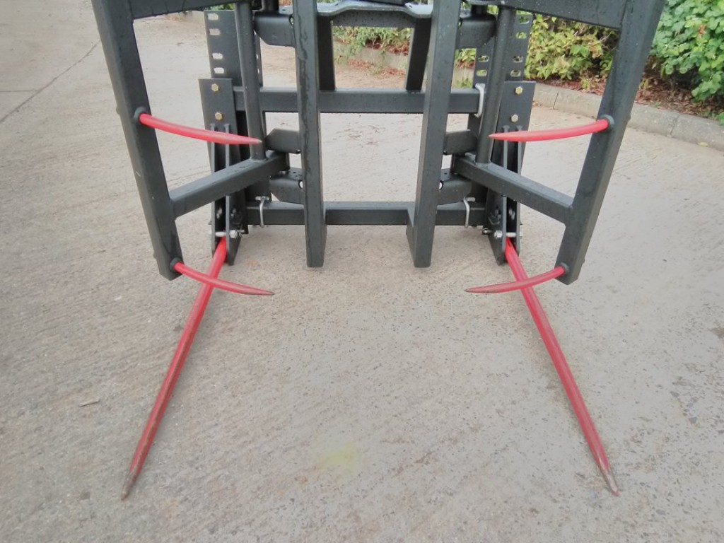 MX V500 bale grab, Floating bottom tine kit, JCB Q-fit bolt on brackets, Ex demo - as new