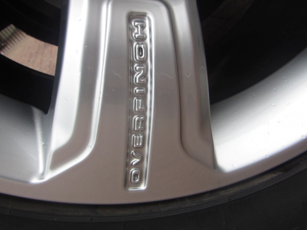 new Overfinch Apollo 18x6 wheels, available in black or silver, these wheels are a direct fit to any Defender without the need for spacers or adaptors, sets of 4 or 5 available from stock, all wheels are new and unused and still in there original boxes