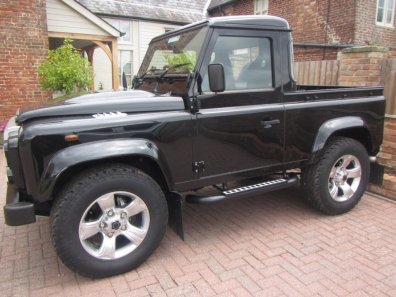 new Overfinch Apollo 18x6 wheels, available in black or silver, these wheels are a direct fit to any Defender without the need for spacers or adaptors, sets of 4 or 5 available from stock, all wheels are new and unused and still in there original boxes