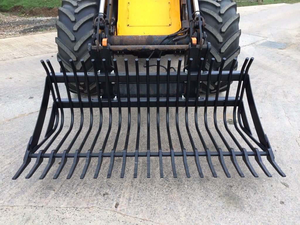 new Quicke 230 Stone fork, 2.3 meters wide, JCB/Volvo BM brackets