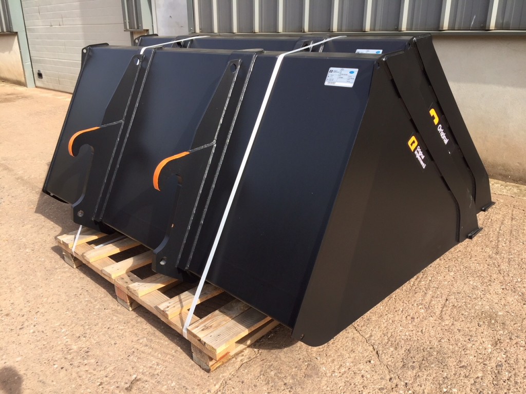 new Quicke HDX Bucket, New Holland telehandler hooks, choice of size