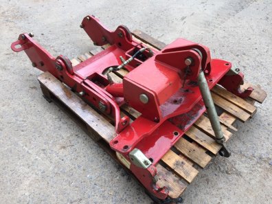 Case front linkage, removed from 5150 tractor, little use