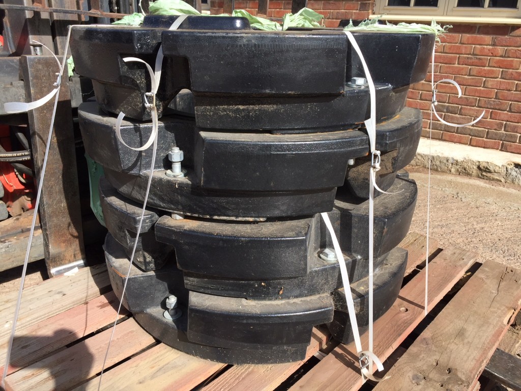 CNH rear wheel weights, to fit Case and Newholland tractors, 250kg each