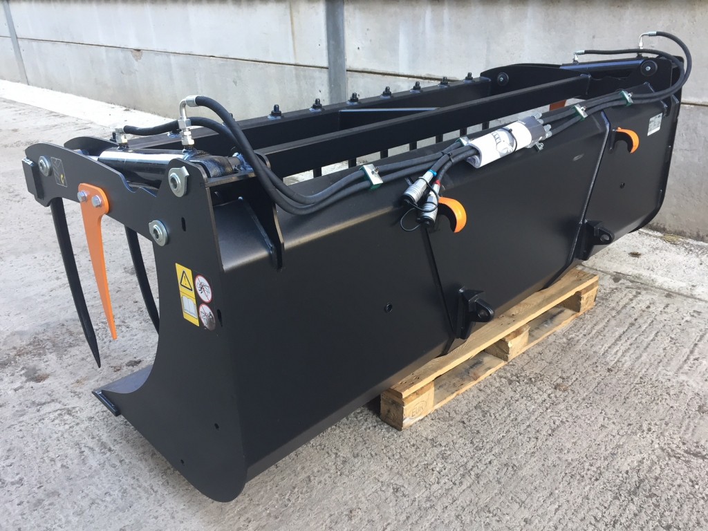 Quicke 230 Multibenne, 2018, 7ft 6 wide, Euro brackets, very little use