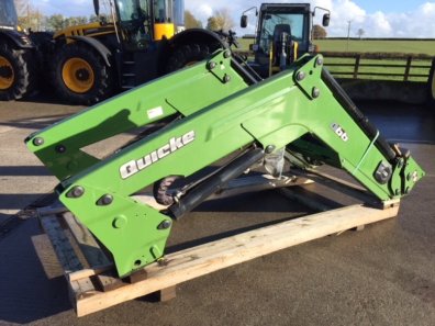 Quicke Q66 loader boom, new, Euro/Trima carriage, soft ride, third service, Fendt nature green
