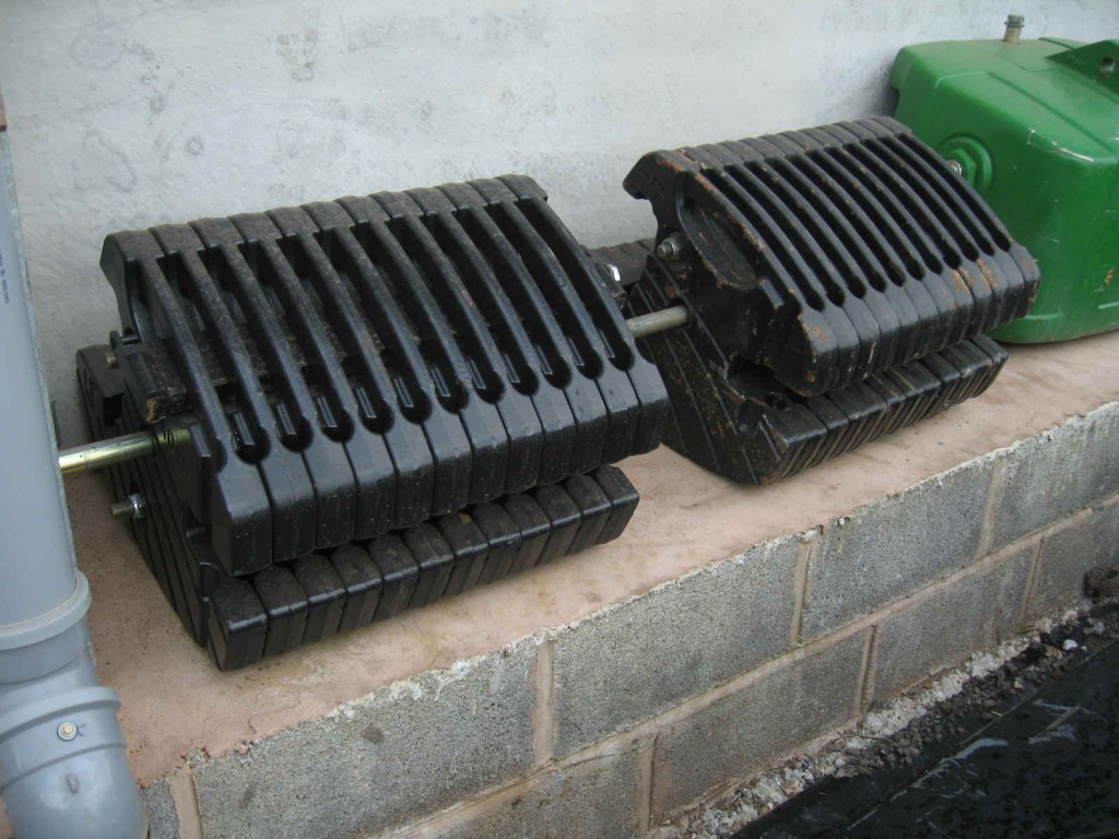 12x Valtra front weights C/W bolts and fitting bar