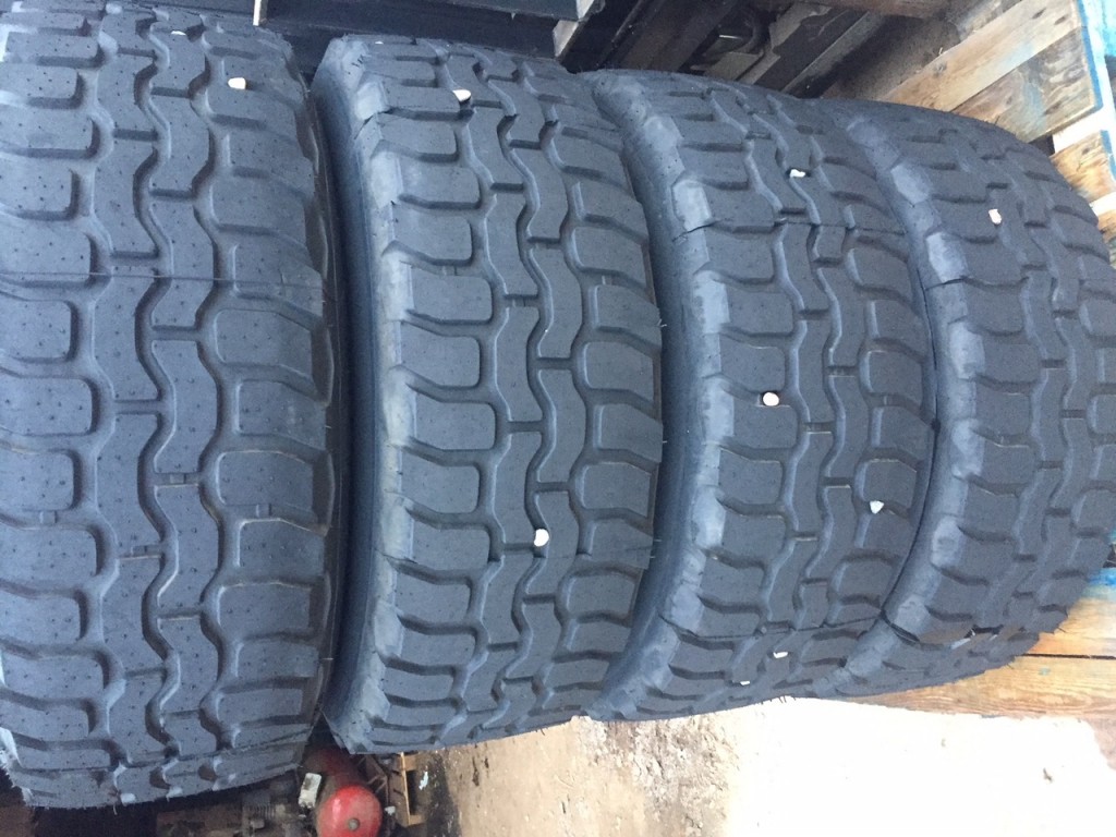 5x 385/65/22.5 new tyres fitted to new 10 stud wheels