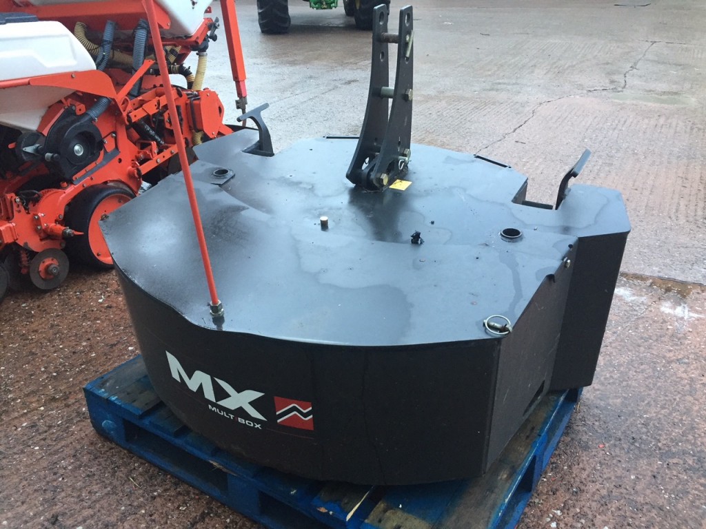 MX 1,200kg front weight with detachable toolbox