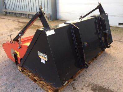 Suton sweeper bucket, 8ft wide, pin and cone brackets, little use