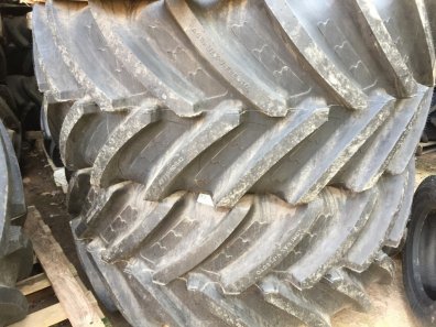 2x new 710/60/42 + 2x 600/60 30 BKT tyres