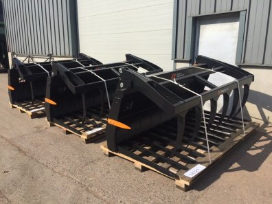 Quicke 230 Silograb XL, 7ft 6 wide, profile cut tines, choice of brackets