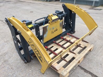 Tanco 173 bale shear, 2014, Bolt on Pin and cone brackets, Max bale size 1.3m ? 1.7m