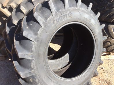 2x 16.9/28 Cultor tyres, 80%