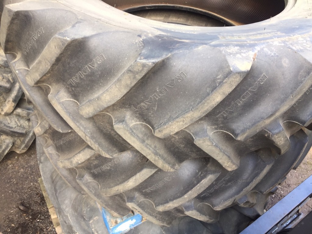 2x 16.9/34 Goodyear Super Traction Radial tyres 70%