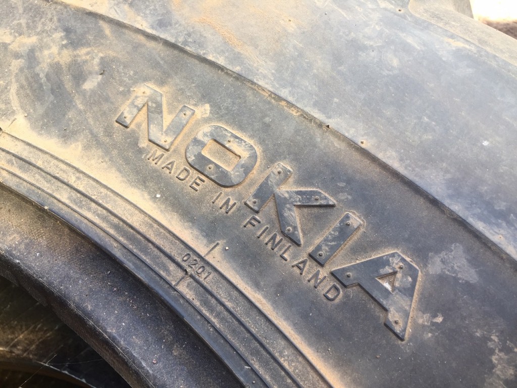 2x 20.8/38 + 2x 16.9/28 Nokian tyres 80%