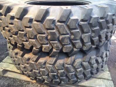 2x 20.8/38 + 2x 16.9/28 Nokian tyres 80%