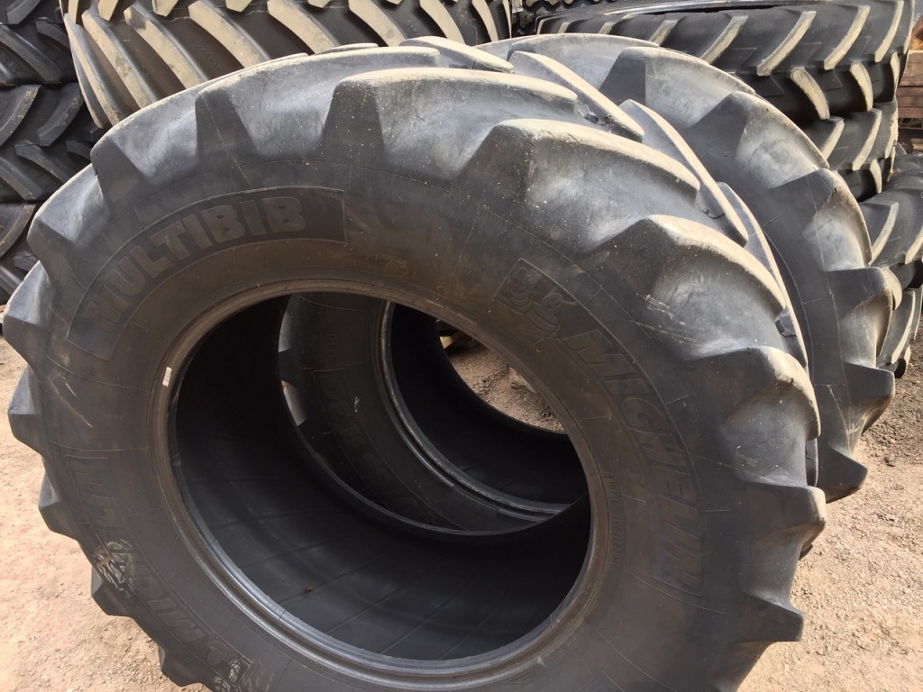 2x 540/65/30 Michelin tyres 35%