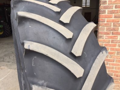 1x 650/65/38 Continental tyre, 25%